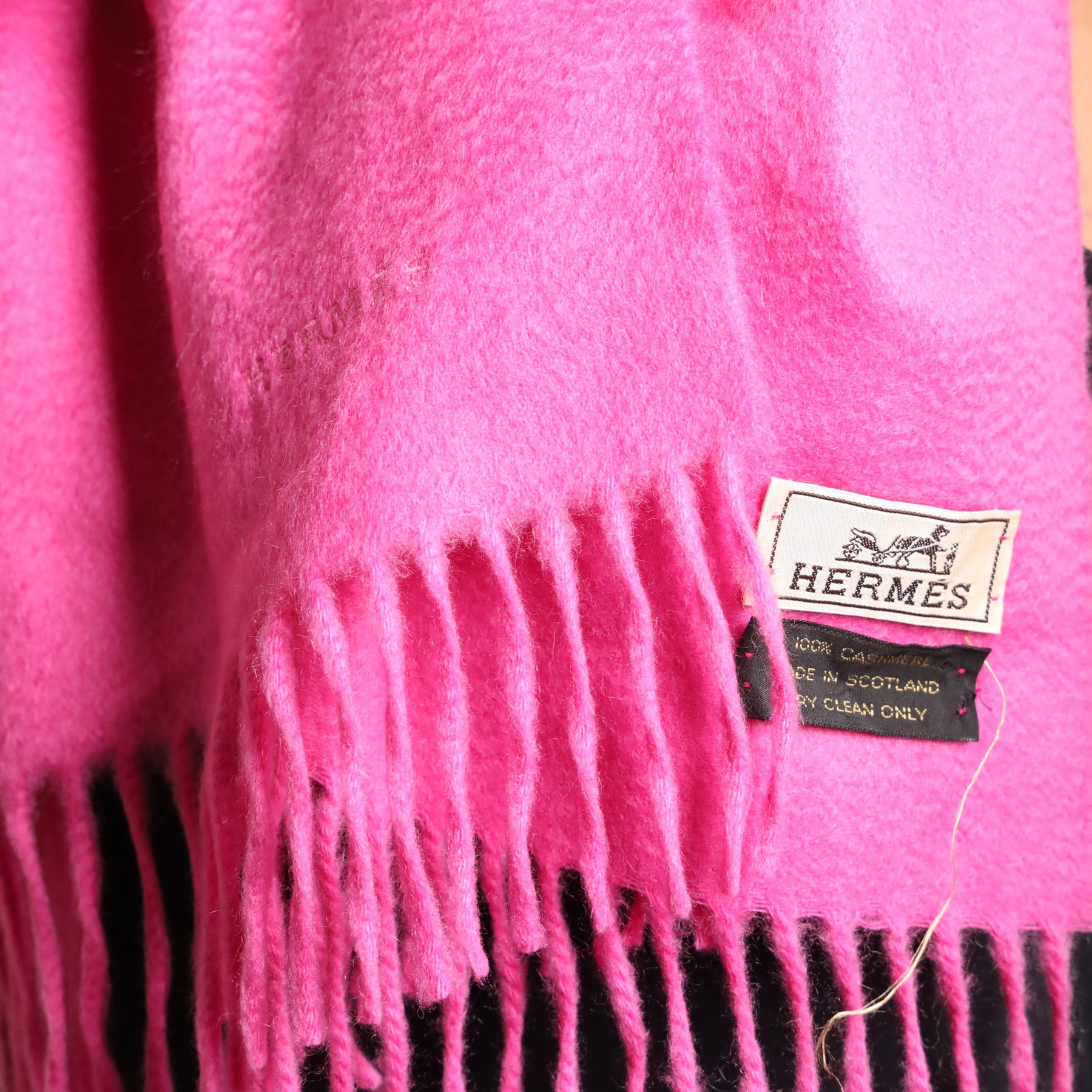 Hermès - fuchsia pink cashmere scarf, with fringed ends and woven Hermès Paris label, made in Scotland 