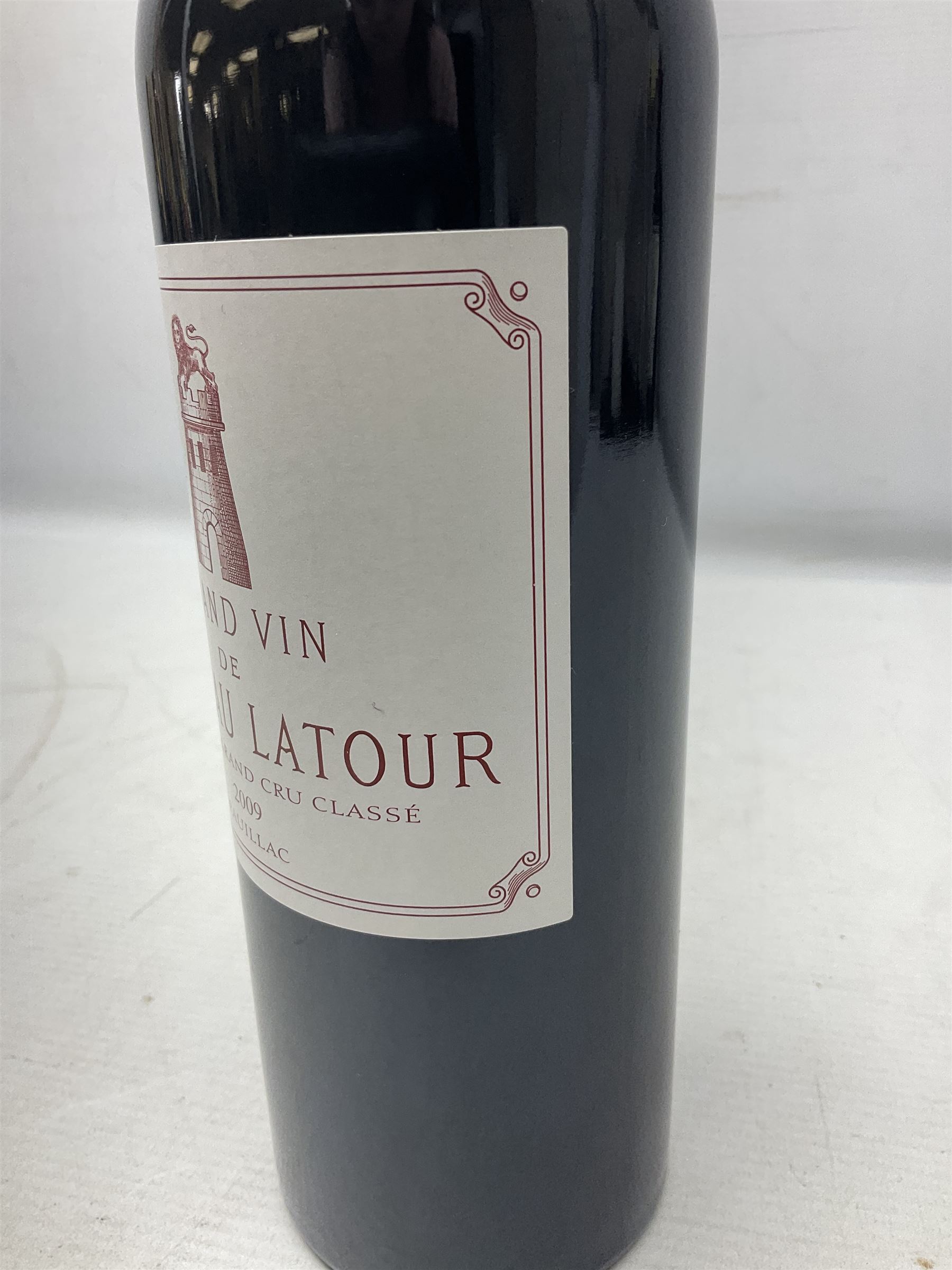 Grand Vin de Chateau Latour, 2009, Premier Grand Cru Classe Pauillac, 750ml, 14% vol