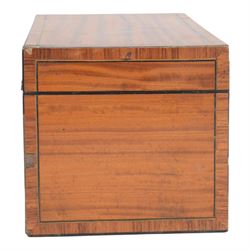 Satinwood correspondence box, the interior divided into two sections with bone inlaid plaques marked answered and unanswered, H13cm, D14cm 