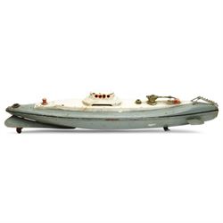 1930s Japanese tinplate submarine by Kuramochi in grey and white L30cm