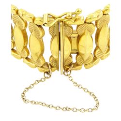 21ct gold fancy link bracelet, stamped