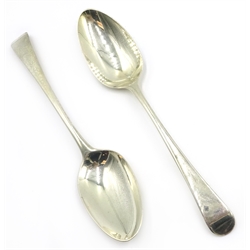 Pair of George III silver table spoons by George Smith (III) London 1785 approx 4oz