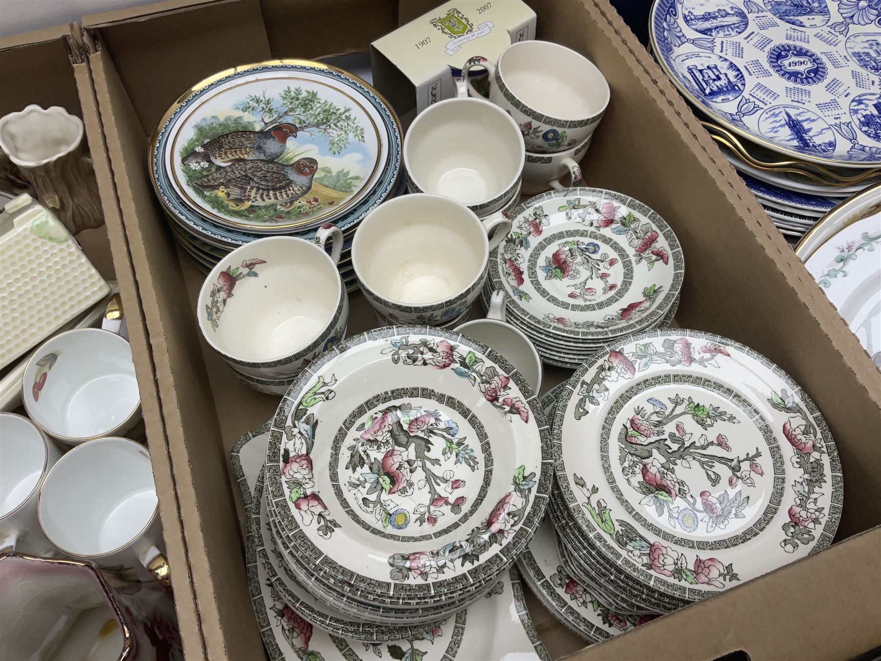 Maling Maltese pattern part dinner wares, including dinner plates, tureens, side plates etc, together with Pyrex dinner wares, decorated in flying duck pattern, Johnson Bros Indian Tree pattern tea and dinner wares and a collection of decorative and calendar plates, etc, in six boxes 