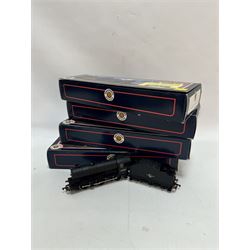 Four Bachmann Branch Line ‘00’ gauge Gresley J39 Class 0-6-0 locomotives, comprising 31851 no.64964 in BR black livery with early crest, 31851A no. 64958 in BR black with early emblem, 31852 no. 64967 in BR black with late crest and 31852A no. 64970 in BR black with late crest, all boxed 