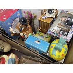 Gone Fishing Norman Rockwell The Saturday Evening Post figure, Animal Classics bird figure, Rington's novelty teapots, Fry's Chocolate reproduction box etc in three boxes