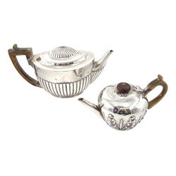 Silver bachelors teapot by John Aldwinckle & Thomas Slater, London 1893 and one other silver teapot by Edward Barnard & Sons Ltd, London 1899, approx 23oz