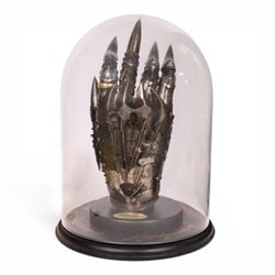 United Cutlery limited edition Lord of the Rings 'Gauntlet of Sauron' no. UC1411, with glass dome, boxed