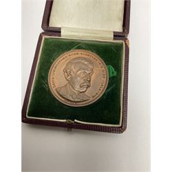 David Livingstone (1813-1873) commemorative medallion celebrating the Centenary of his birth, by Allan Wyon, struck on the Centenary of Livingstone's birth in 1913, in original maroon case 'Livingstone Centenary 1913' to the lid