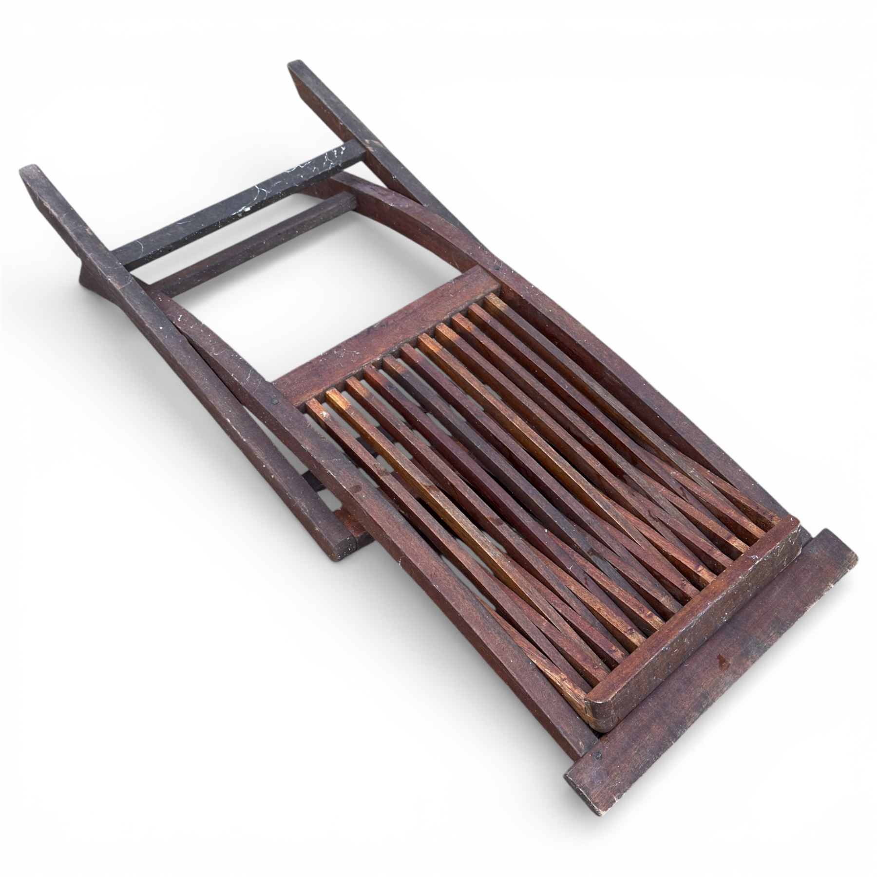 Hexagonal garden table and set of four folding chairs