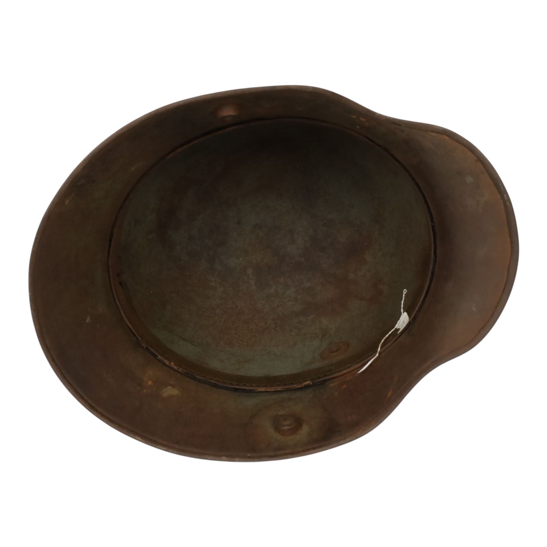 WWI German camouflage M16 helmet, with camouflage painted finish to the skull in green, brown and ochre colours with black separation lines