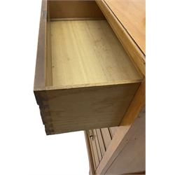 Edwardian satin walnut dressing chest, raised bevelled mirror back, the base fitted with three drawers