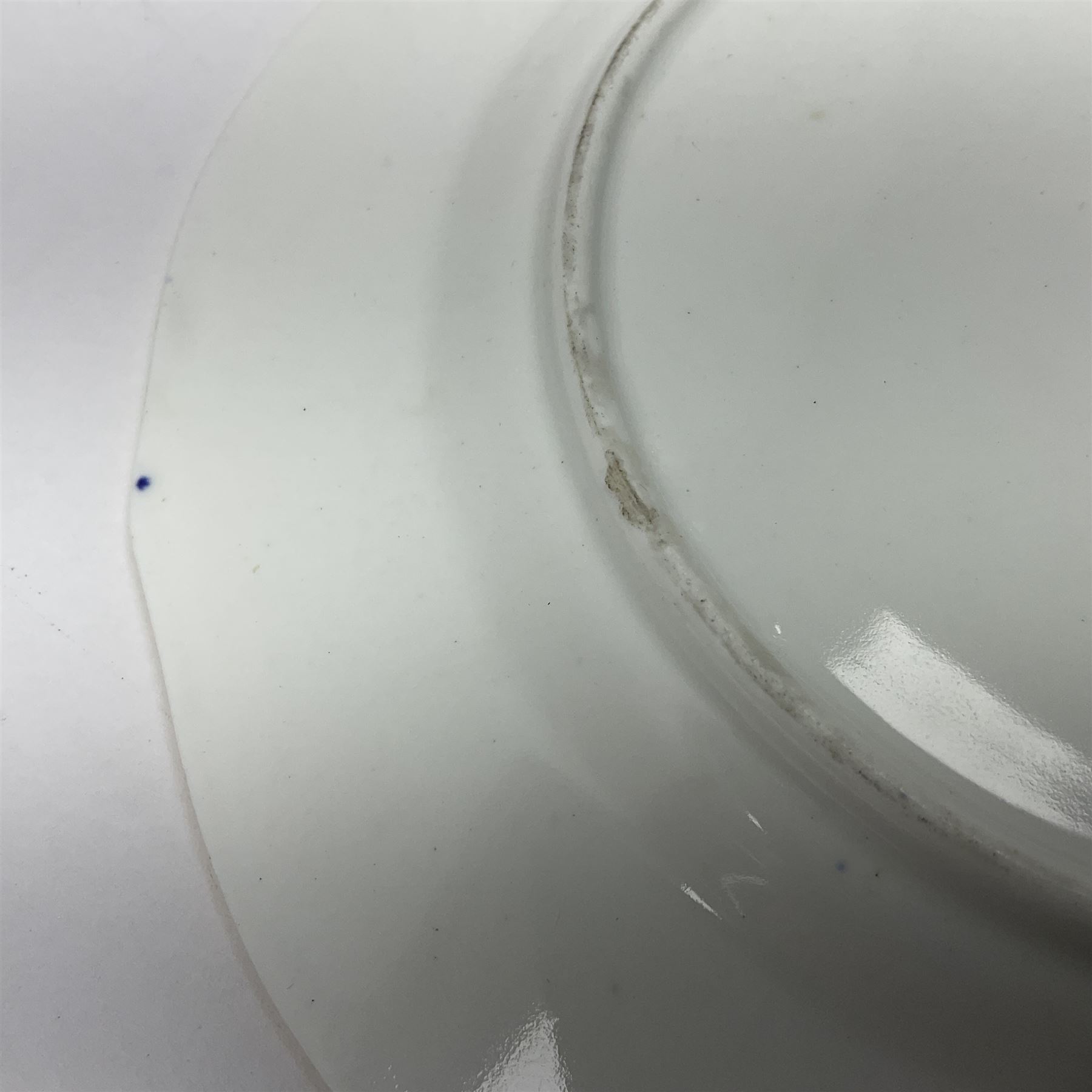 20th century Royal Crown Derby Imari 1128 pattern plates, comprising four side plates and three smaller examples, with printed and painted marks beneath, including illustration date codes for 1918 and 1920, and Roman numeral date code for 1979, larger examples D18cm, smaller D15cm, (7)
