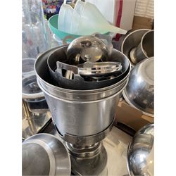 Stainless juice dispensers, kitchen tools and other- LOT SUBJECT TO VAT ON THE HAMMER PRICE - To be collected by appointment from The Ambassador Hotel, 36-38 Esplanade, Scarborough YO11 2AY. ALL GOODS MUST BE REMOVED BY WEDNESDAY 15TH JUNE.