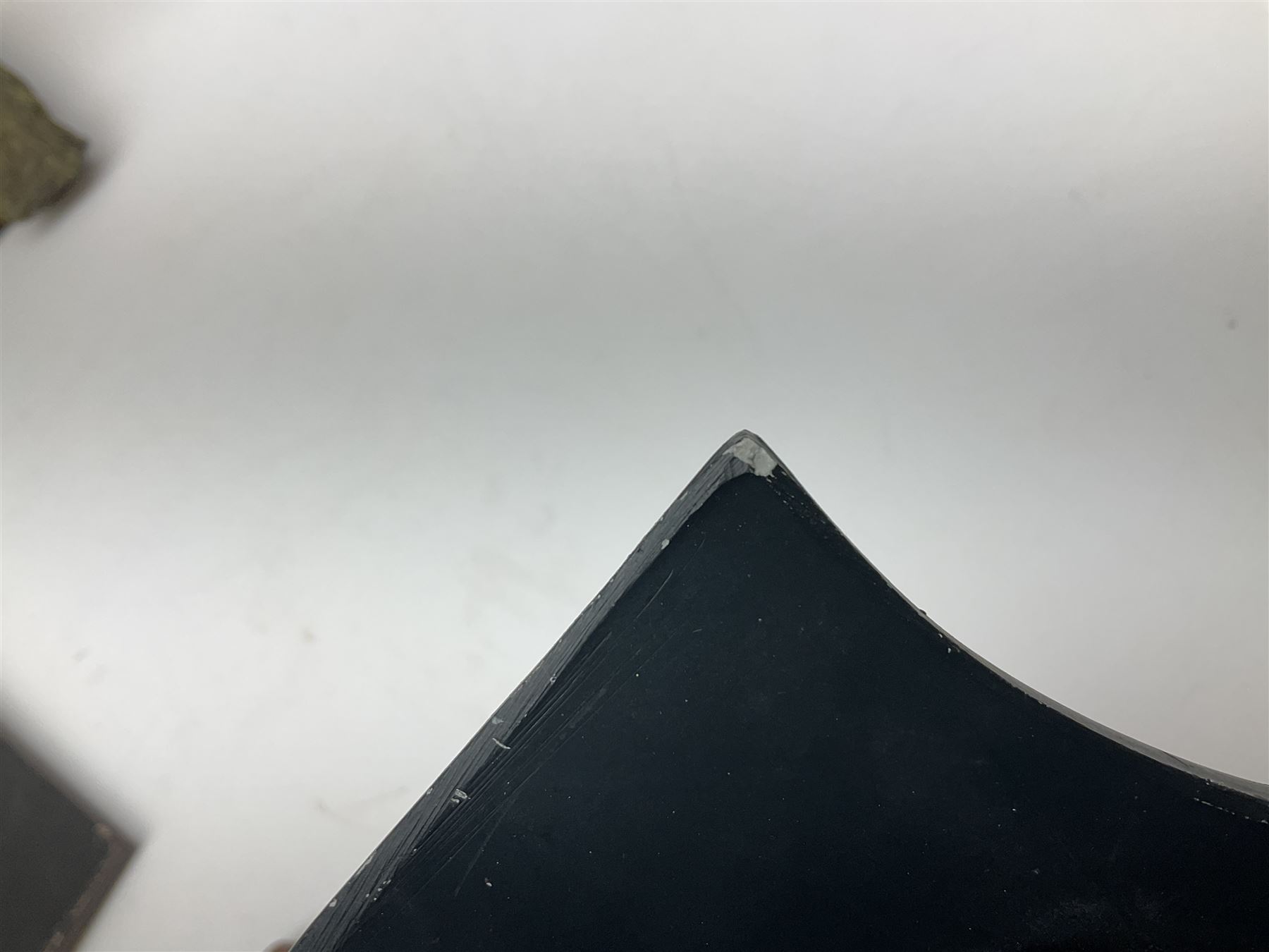 Terry Pratchett Discworld plaques, designed by Clarecraft, comprising 'the First Discworld Event Clarecraft August 95', the collectors guild joining shield, the fools guild DW99C, the seamstresses guild DW98C, the musicians guild DW00C together with 'Door of the mended drum' wall hanging DW17. 