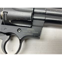 Marksman 1018 spring action BB pistol, serial no.121912951321, L27cm in original packaging with ball dispenser; and KWC .177 cal. CO2 revolver, serial no.31128882, L31cm (2)  NB: AGE RESTRICTIONS APPLY TO THE PURCHASE OF AIR WEAPONS.