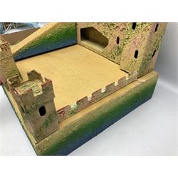Sectional wooden fort on base with painted textured finish 46 x 36cm; together with over thirty lead and die-cast white metal soldiers and horses by various makers; and a small quantity of plastic figures of soldiers