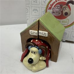 Border Fine Arts Shaun The Sheep Tractor Train and musical figure, together with a Wallace and Gromit photograph frame and a Gromit cruet sett, three in original boxes  