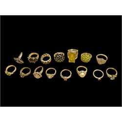 Fifteen silver stone set rings