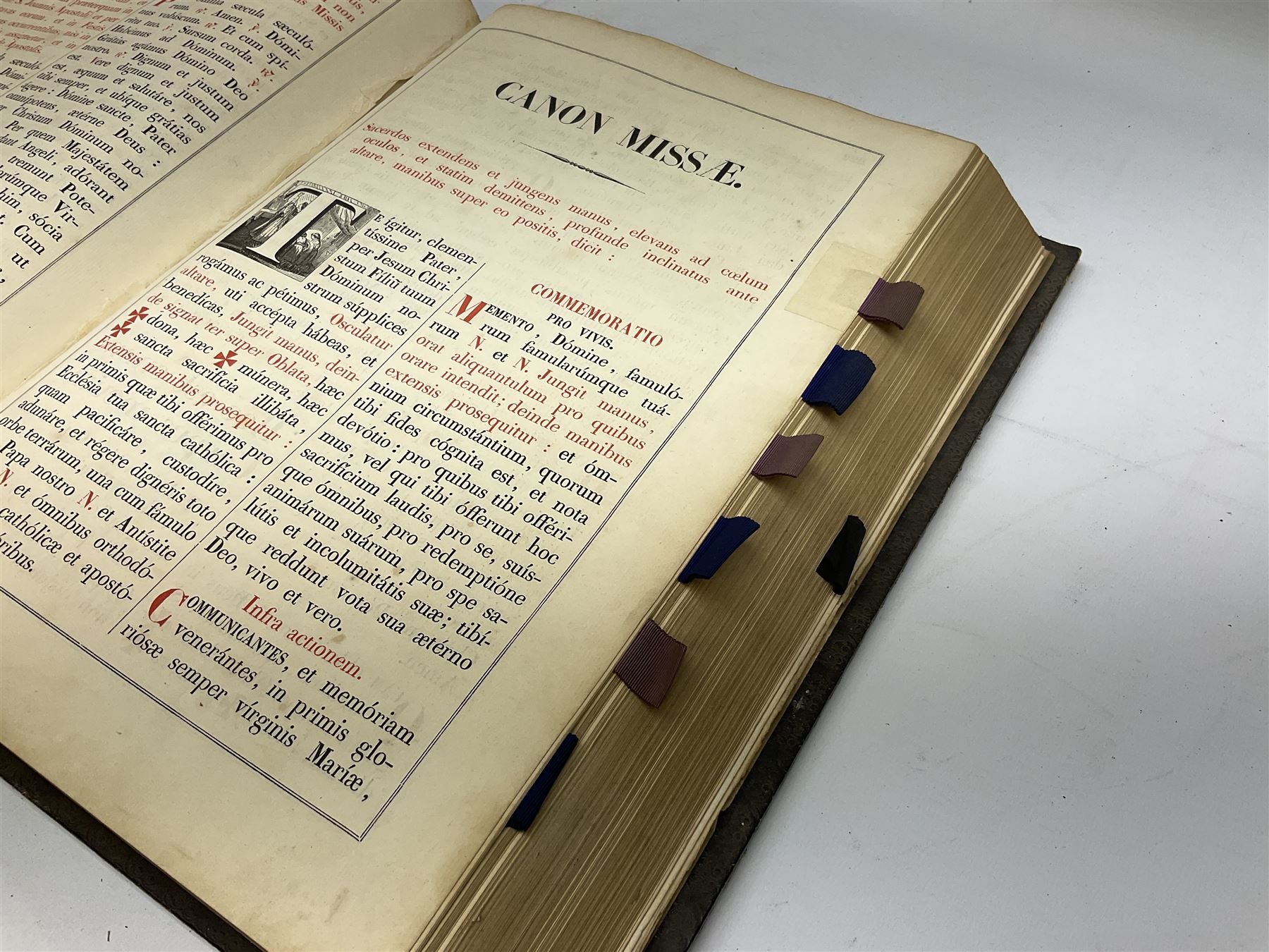 Six 19th century leather bound books of music comprising Graduale Juxta Missale Romanum and Antiphonarium Romanum. Both 1828 Divione; Graduel Romain and Psautier Romain. Both 1859 Digne/Paris; Graduel Romain. 1872 Marseille; and Missale Romanum. 1853 Mechliniae (6)