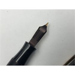 Circa 1930s Mentmore Auto Flow button fill fountain pen, the black barrel and cap with single narrow band and gold nib stamped Osmi Ridium 14ct, together with two gold nib fountain pens, each marked Huahong, the first stamped 14K 580, and second stamped 8K, both housed in Mentmore boxes (3)