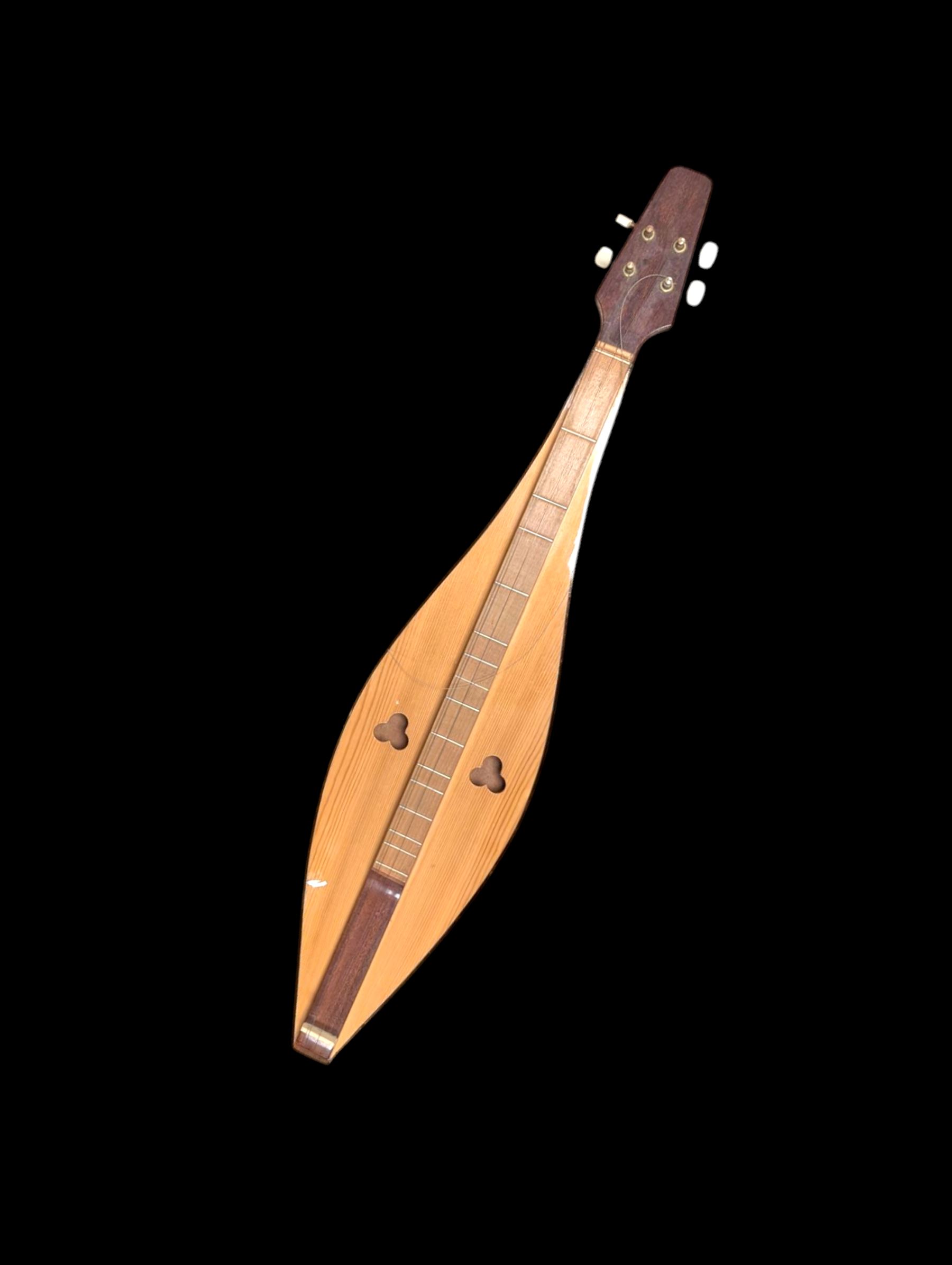 Four string mountain dulcimer, L85cm
