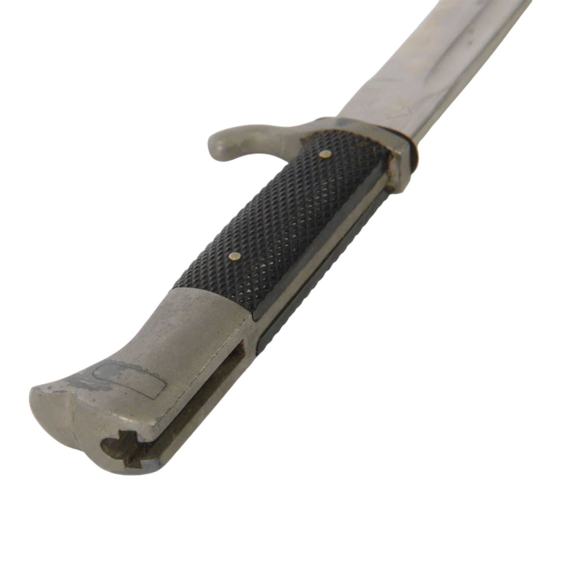 WWII German Third Reich K98 bayonet, with 20cm single edged fullered blade stamped to the ricasso Puma Solingen, with chequered two piece grip in a steel scabbard, overall L35cm