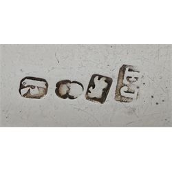 Set of six George IV provincial silver teaspoons, Fiddle pattern with cast scallop shell terminals by Edward Jackson, York 1821, approx 5.4oz