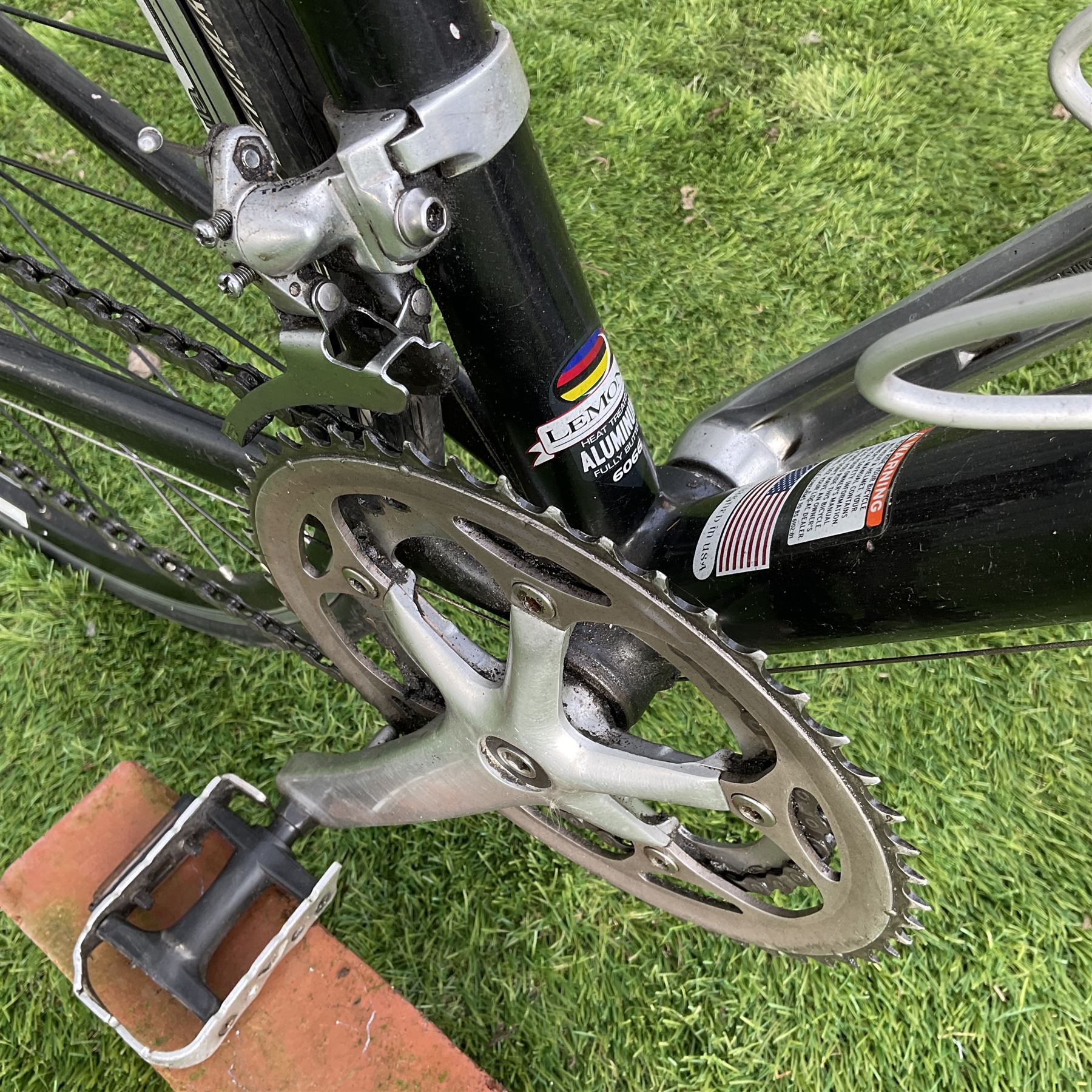 Lemond Reno retro road bike, carbon forks, 16 gears, padded brakes, Shimano gear shifters, medium frame - THIS LOT IS TO BE COLLECTED BY APPOINTMENT FROM DUGGLEBY STORAGE, GREAT HILL, EASTFIELD, SCARBOROUGH, YO11 3TX