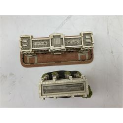 Six Lilliput Lane models from the 'Britain's Heritage' collection, comprising Hampton Court Palace, Tower Bridge, Tower of London, Buckingham Palace, Marble Arch and Big Ben, all boxed