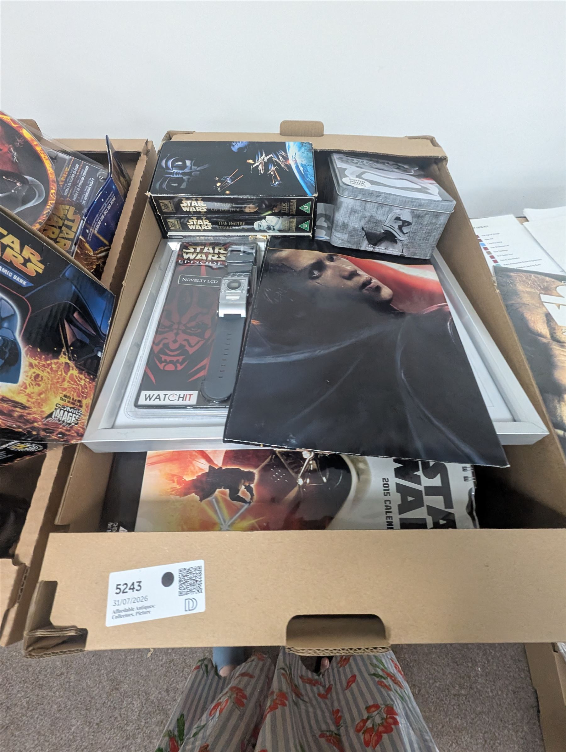Star Wars collectables, including calendars, plate, plastic cups, Darth Vader money bank, VHS tapes, Masterworks lithograph collection, etc together with some Thunderbirds cups, Texas Chainsaw Massacre plush, etc