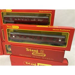Various makers ‘00’ gauge - twenty three passenger coaches to include buffet cars, sleeping cars, utility van, Pullman coaches etc; mostly Hornby/Tri-Ang boxed (23) 