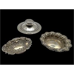 Two silver bon bon dishes, comprising Edwardian example and a modern example, both with em...