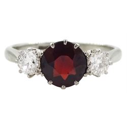 18ct white gold three stone round ruby and diamond ring, ruby approx 1.00 carat, total diamond weight approx 0.40 carat