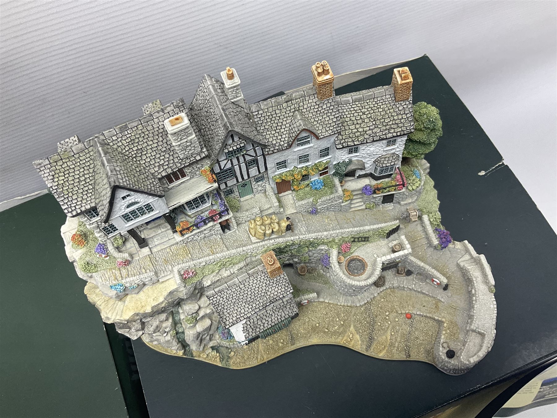 Two Lilliput Lanes | Wood, Metal & Other Decorative Objects | 98178