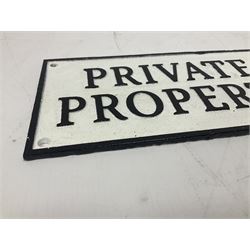 Cast iron sign 'Private Property' L28cm