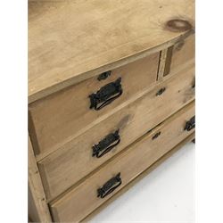 Victorian pine dressing table, raised shaped mirror back, single shelf, two short and two long drawers, shaped plinth base