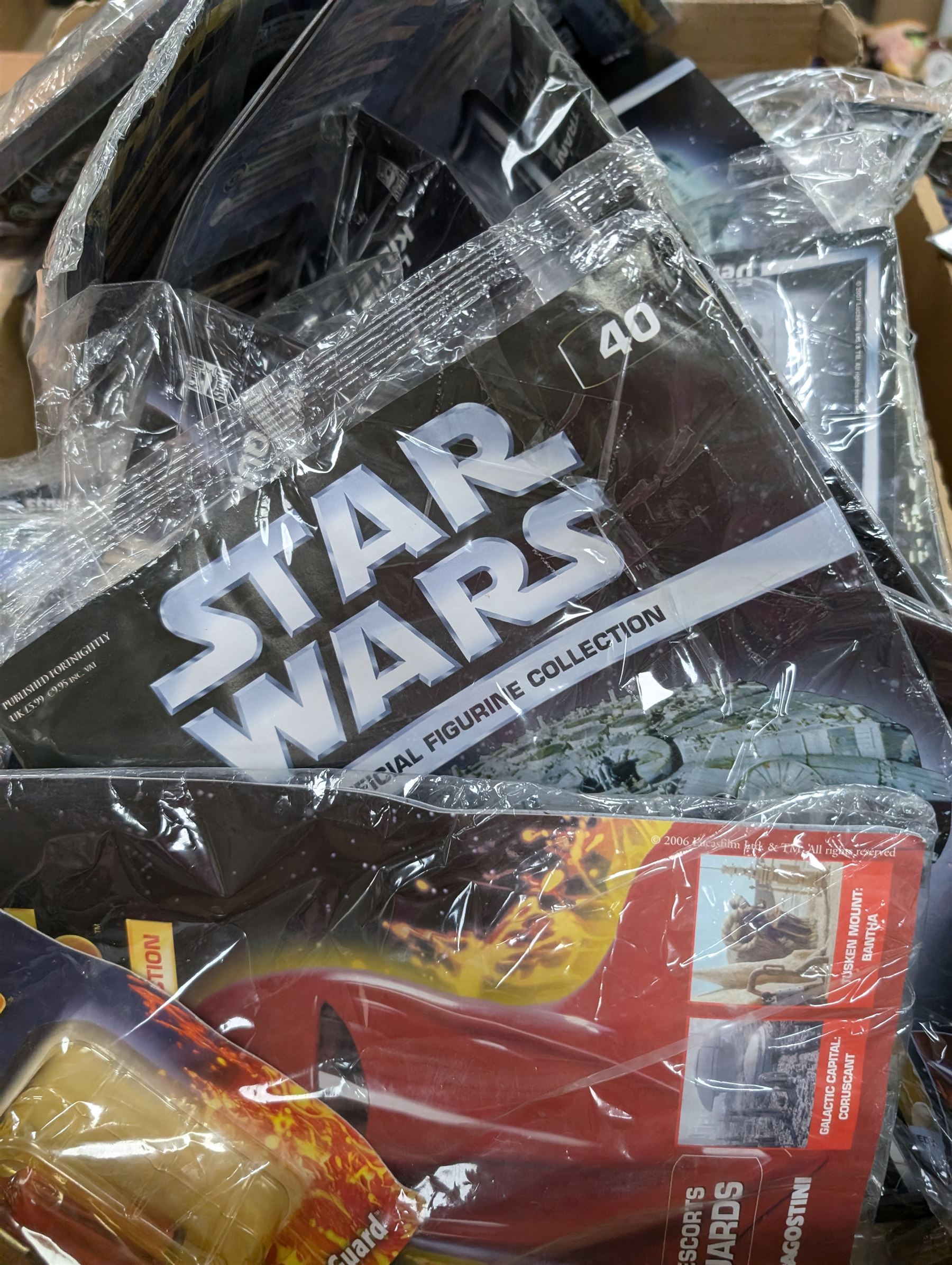 Large collection of Deagostini Star Wars Figurine Collection