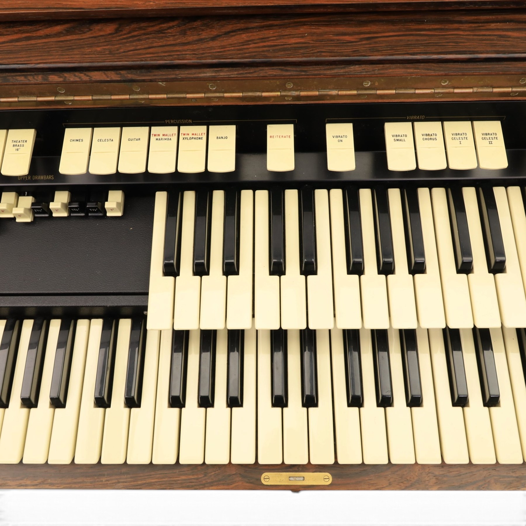 Hammond TTR 100 electric organ, with a palisander effect veneer, H94cm, W110cm