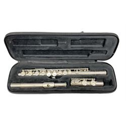 Yamaha 211 SII silver plated flute, in fitted carry case