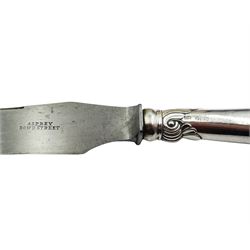 Edwardian silver handled three piece carving set, the knife blade stamped Asprey Bond Street, hallmarked Harrison Brothers & Howson, Sheffield 1903, contained within a fitted case, the interior silk lining marked Asprey 166 Bond St London 