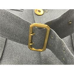 RAF pilot officer's tunic, bears Gieves label 'W.L. Dumble C/68/11406 L/6/51'