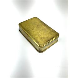 A WWI brass Christmas 1914 Queen Mary gift tin, L13cm. 