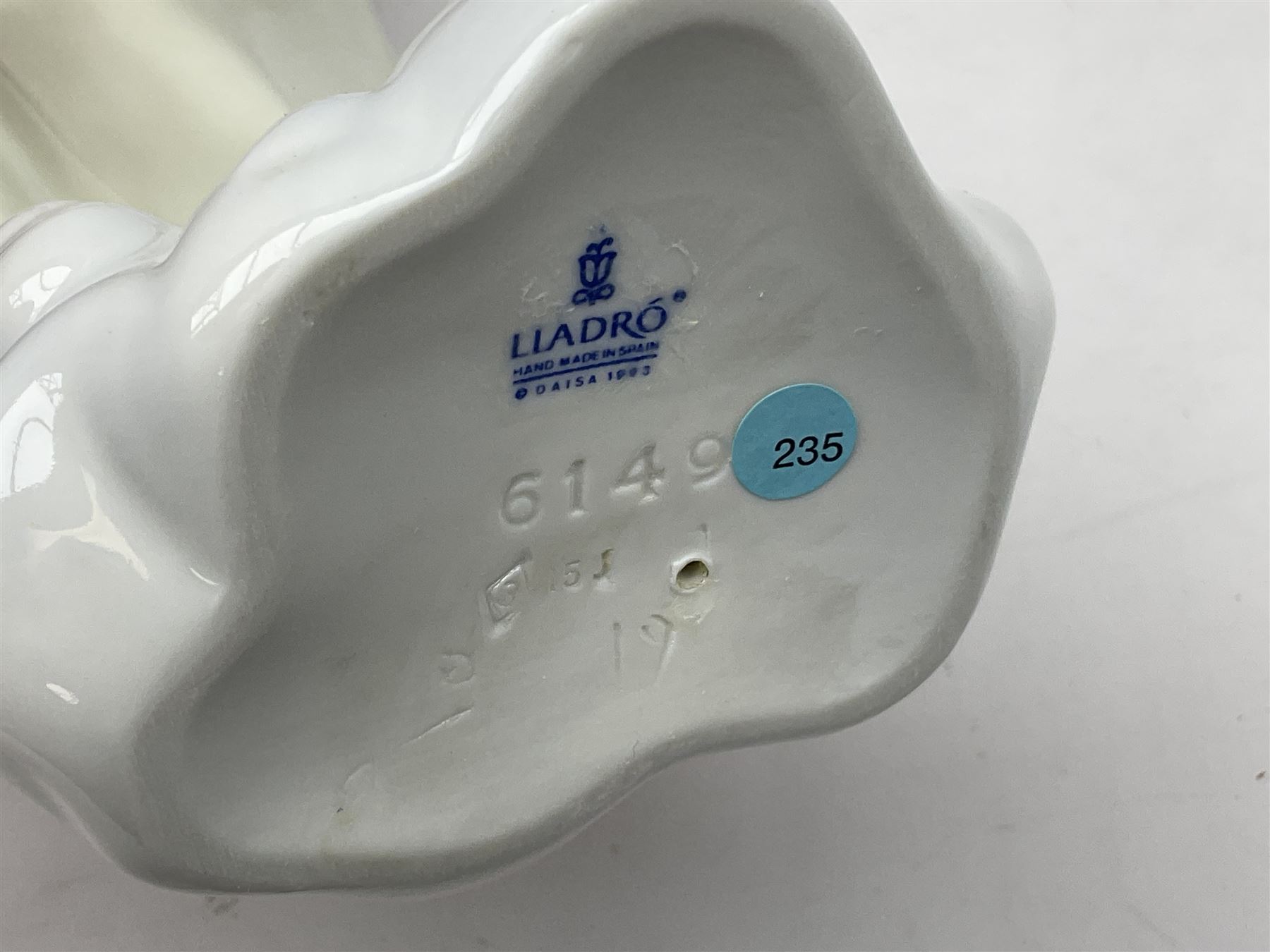 Lladro Season Angels set, comprising Spring Angel no 6146, Fall Angel no 6147, Summer Angel no 6148 and Winter Angel no 6149, all with original boxes, largest example 29cm