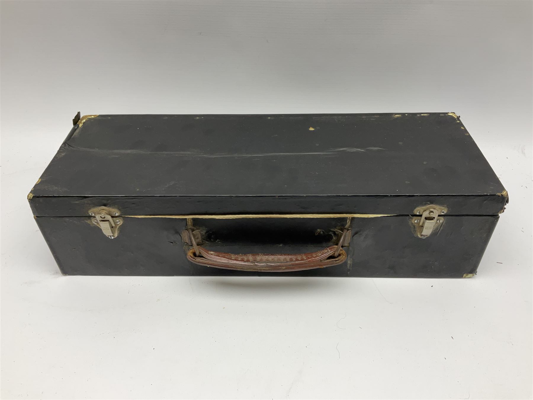 Selmer Student Console four-piece clarinet; No | Musical