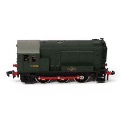 Three Hornby Dublo 00 gauge diesel electric locomotives in green, comprising no. 2231 0-6-0 Shunting Locomotive, no. 2230 1000 B.H.P and no. 2232 Co-co, all boxed