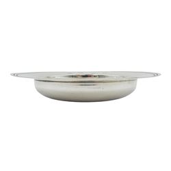 Modern silver armada dish, or circular form with reeded edge, hallmarked London 1967, makers mark RR, D14.5cm, approximate weight 5.14 ozt (160 grams)
