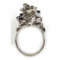  White gold marquise sapphire and round brilliant cut diamond modern, raised bark effect ring stamped 14K  