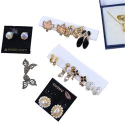Gold locket and fine chain, both 9ct, pair of silver clip-on earrings and a collection of costume jewellery and watches