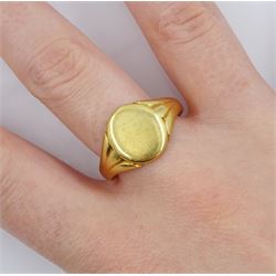 Early 20th century 18ct gold signet ring, London 1918