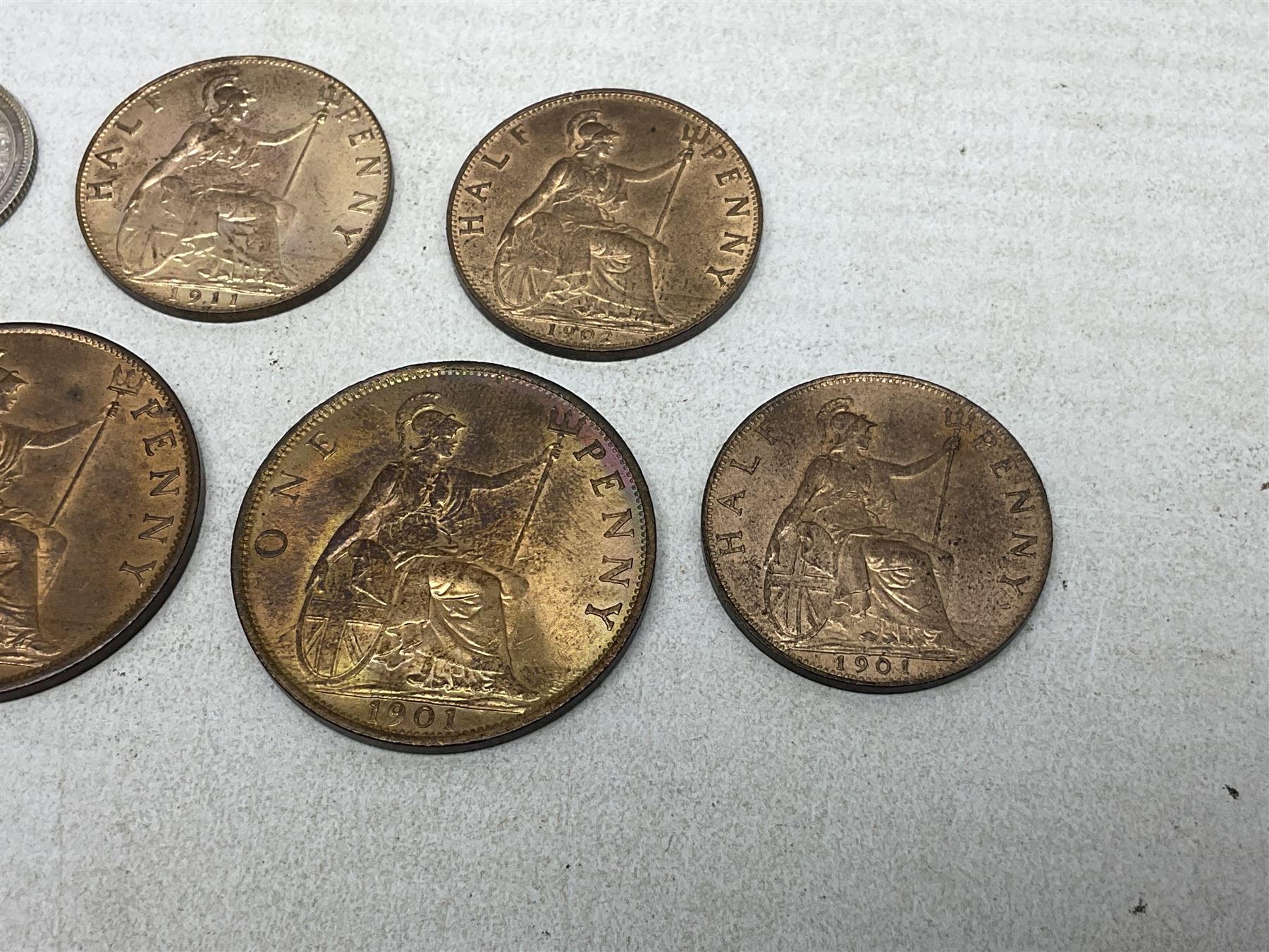 Queen Victoria 1898 and 1901 penny coins, 1901 halfpenny, 1887 sixpence, King Edward VII 1902 halfpenny and King George V 1911 halfpenny (6) 